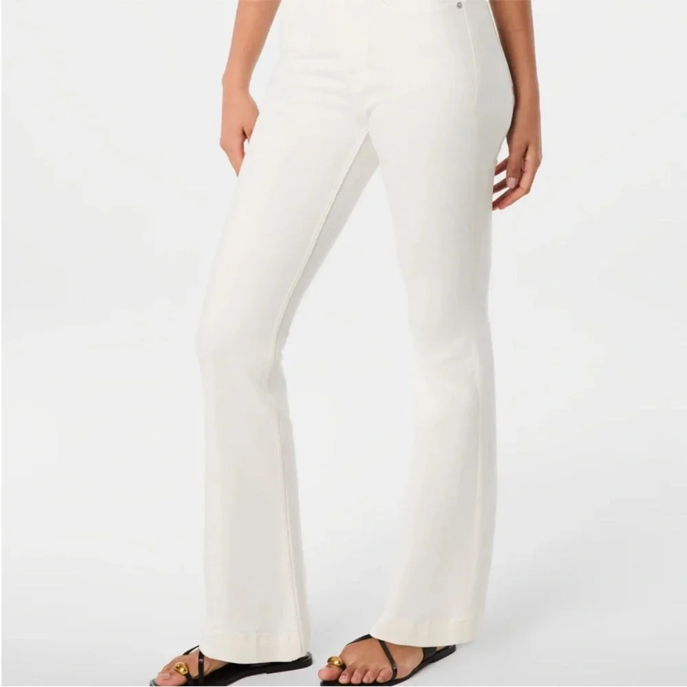 SPANX SPANXsculpt™ ReDefine
Flare Jeans Linen white size 6 - Picture 2 of 7